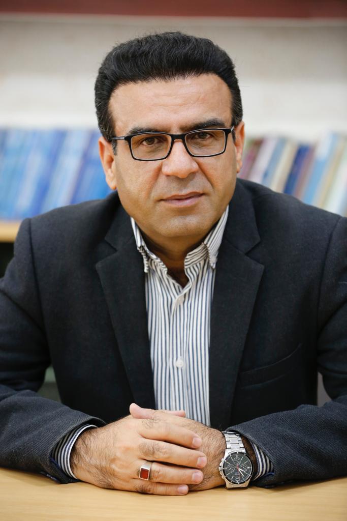 دکتر سید احمد هاشمی